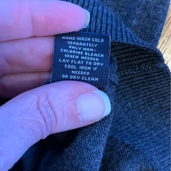 Merino Wool Hart Schaffner Marx Black V Neck Extra Fine Vest - Men's XLT office - Picture 9 of 13